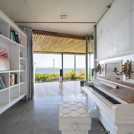Dezanove House By Upper Luxury Housing Villa *