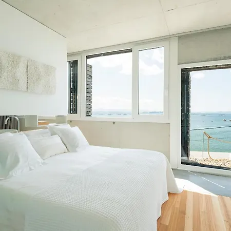 Dezanove House By Upper Luxury Housing * Pobra Do Caraminal